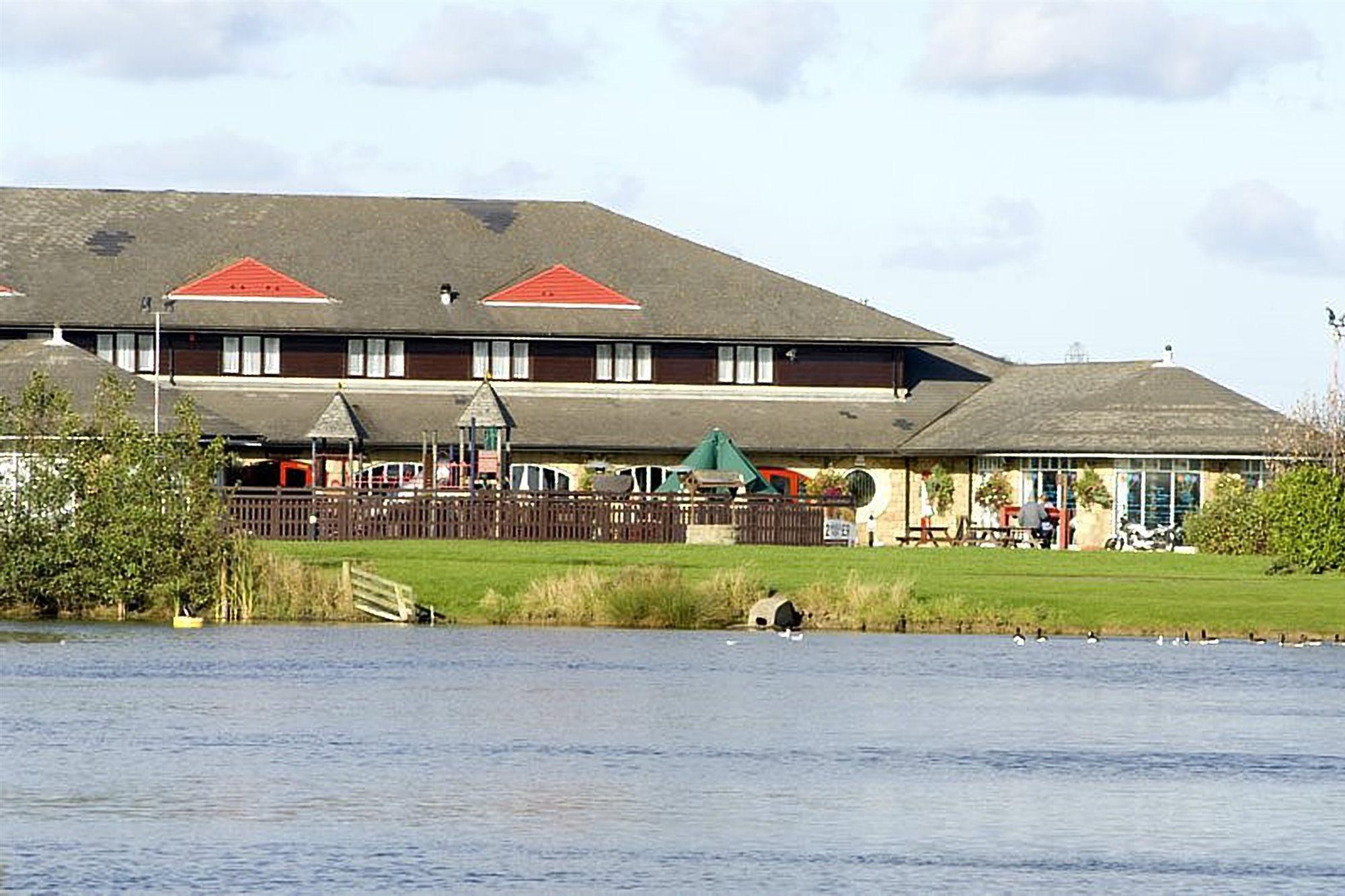 Premier Inn Ashington แอชชิงตัน ภายนอก รูปภาพ