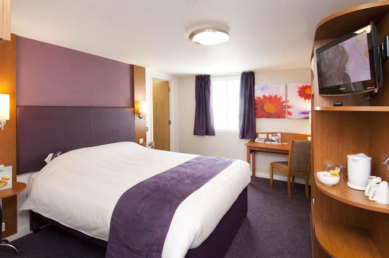 Premier Inn Ashington แอชชิงตัน ภายนอก รูปภาพ